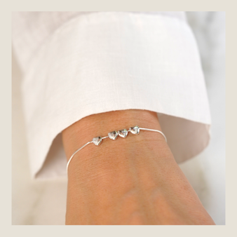 Pulsera Corazones Diarios