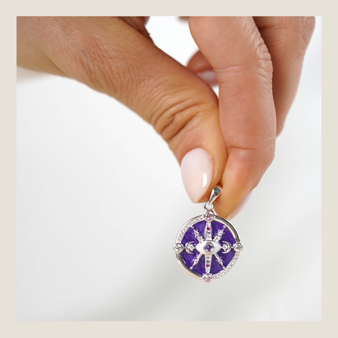 Dije Rosa de los Vientos