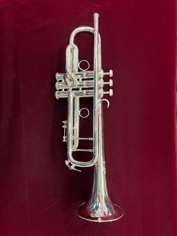 Bach 190S72V B Flat Trumpet