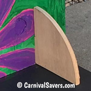 board-is-supported-with-slotted-semicircle-stands.jpg