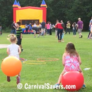 funfair-races-on-the-grass.jpg