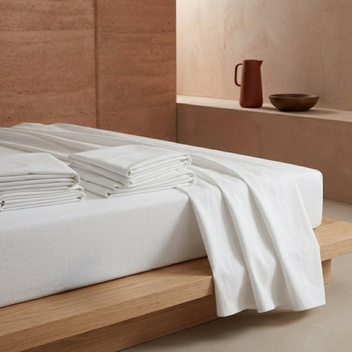 130tc-cotton-rich-flat-sheet-on-bed-institutional-white-bedding