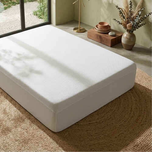 corovin-mattress-protector-on-bed-white-elasticated-skirt