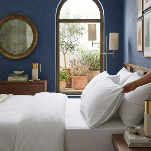 bag-style-pillowcase-on-bed-white-polycotton-hotel-pillowcase