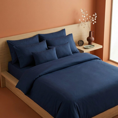 polyester-microfibre-duvet-cover-pillowcase-set-navy-bedroom