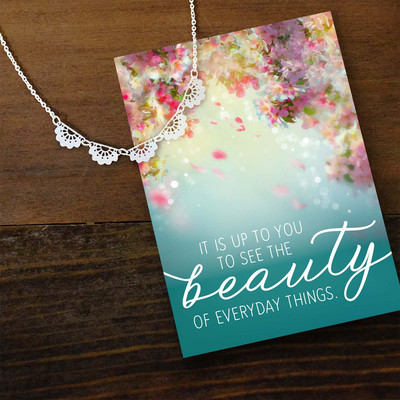 Elegant Lace Scallop Charm Necklace - Silver Finish