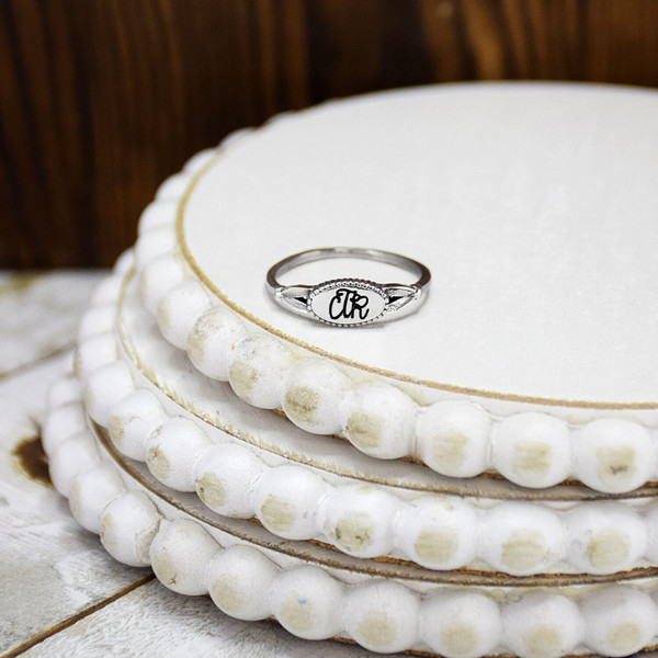 Vintage Oval CTR Ring