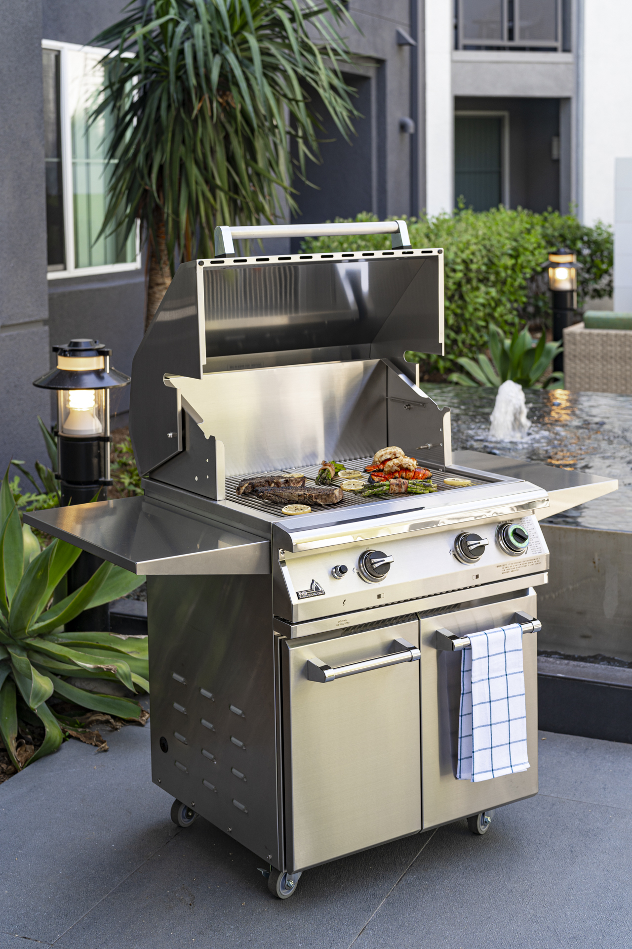 PGS Freestanding Gas Grill