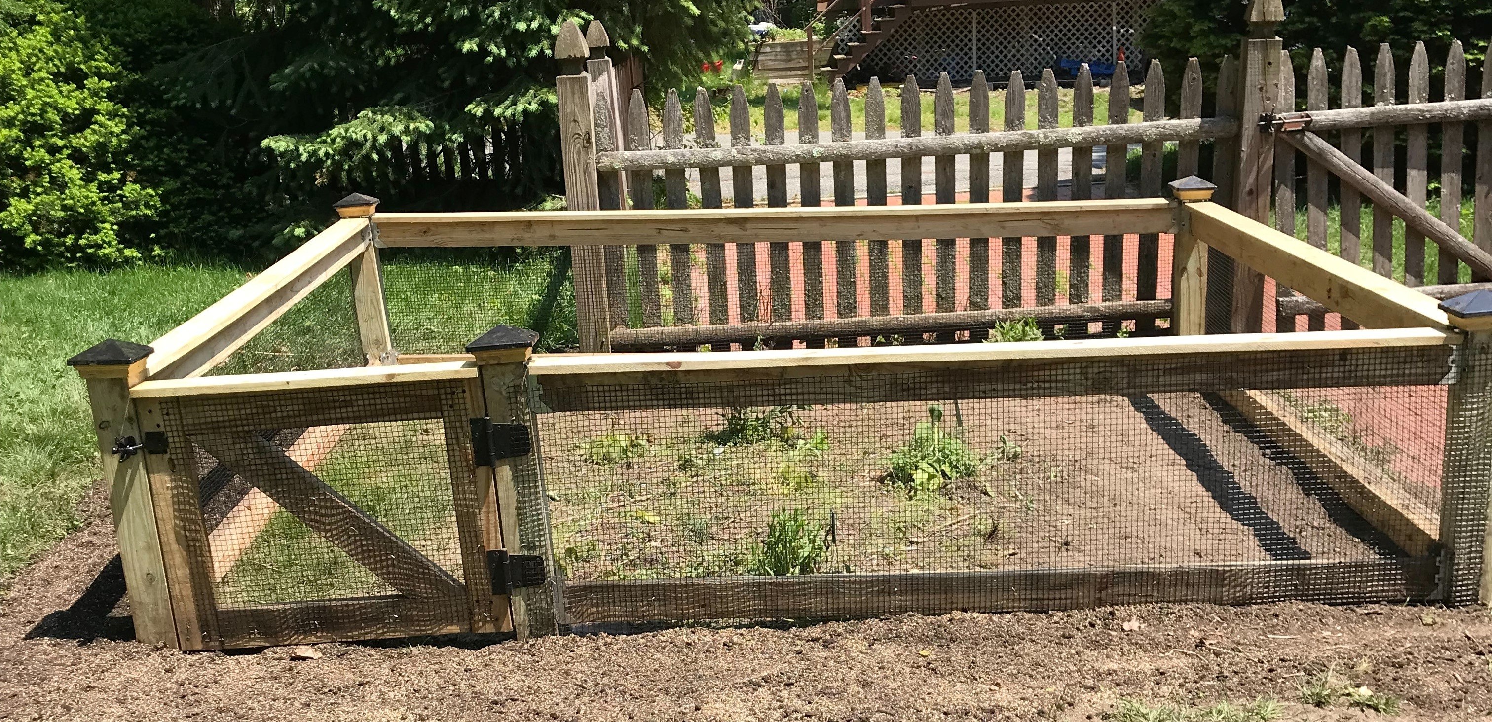 Jill's Rabbit Proof Garden Fence - Critterfence® Fencing