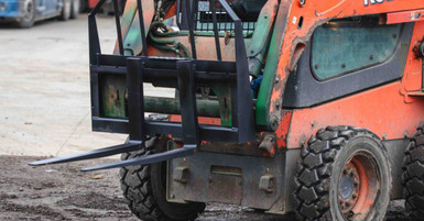 Business Benefits of Universal Skid Steer Forks