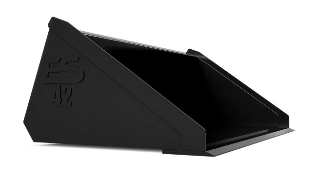 The Express Steel 42 inch Toro Dingo Smooth Bucket.