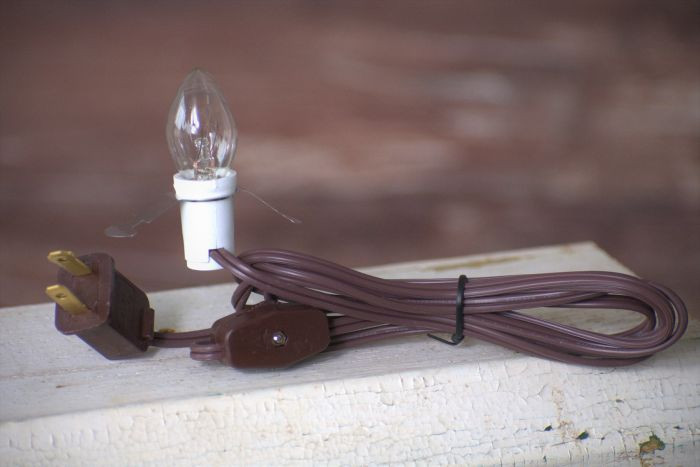 Clip Light/Ponytail- Brown Cord