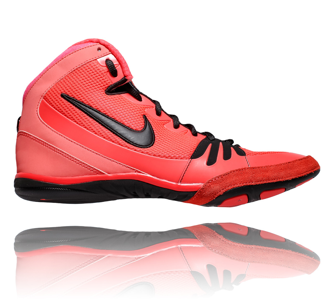 nike crimson shoes