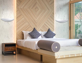 Large Sliver (254|CER-4200-WHT)