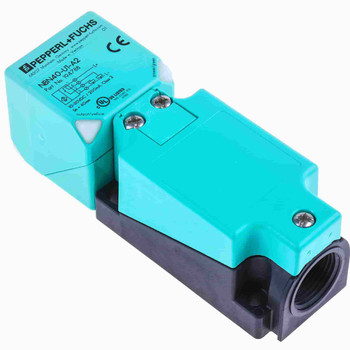 PEPPERL+FUCHS NBN40-U1-A2 (Part No. 194788) block-style inductive proximity sensor with a 40 mm non-flush sensing range, complementary PNP outputs (NO+NC), and a rotatable sensor head. Designed for reliable operation in industrial automation and harsh environments.