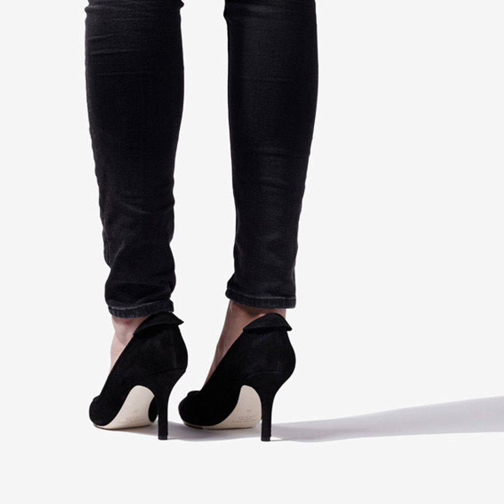 Brushed Black Pump