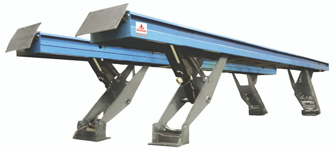 RAV825.10 Ravaglioli 25t commercial knuckle lift with 10m platform;