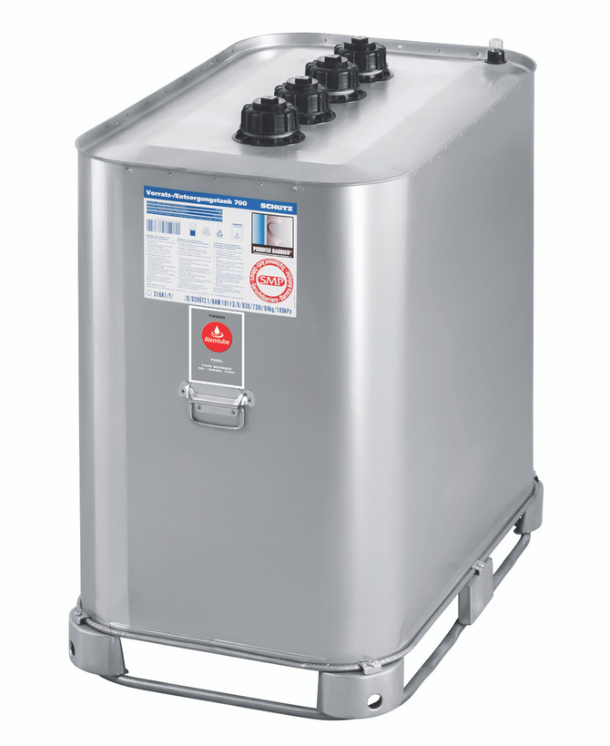 73900 Alemlube 700L capacity twin skinned self bunded oil tank;