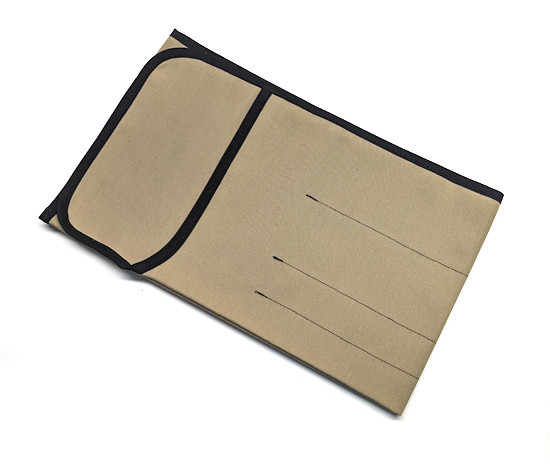 Classic cotton-twill cloth rod bag for 4 switch/spey piece fly rods.
4pc Switch/Spey cloth rod bag