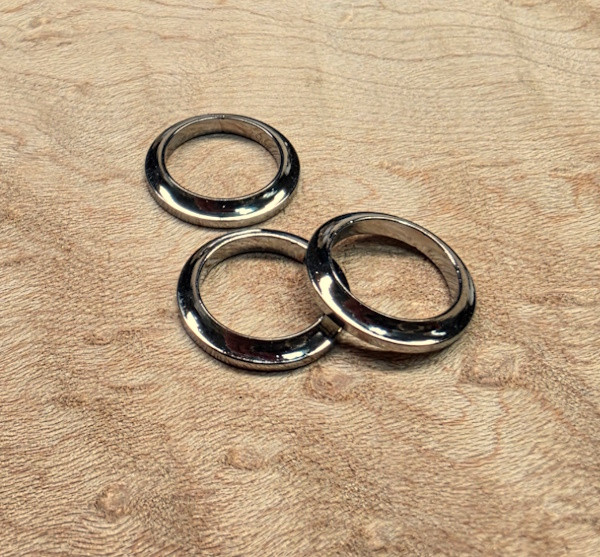 Titanium carbide plated winding check. Dark gunsmoke color. Perfect match when using the TiCH guides.
TiCH Winding Check