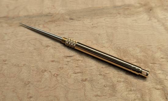 Small Encased Thread Pick/Burnisher