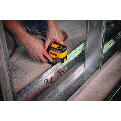 Self Leveling Cross Line and Plumb Spots Laser Level