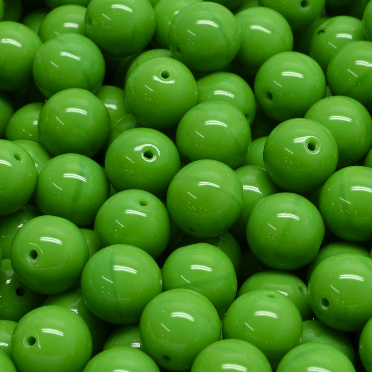 16 Pcs 8mm Czech Round Druk Glass Beads -Pea Green
