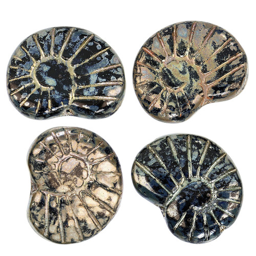 Snail Czech Glass Beads 17x13mm 8 Pcs - Black and Gold Color