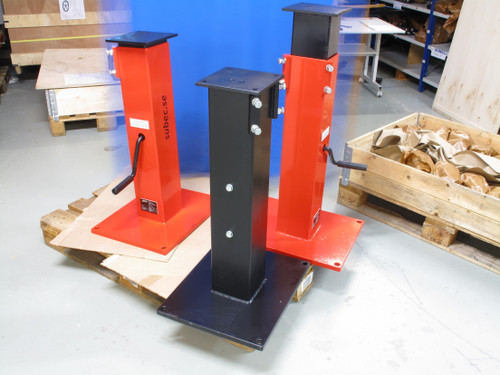 Height Adjustable Stand, 950 ± 150mm, with pinion jack, 500kg