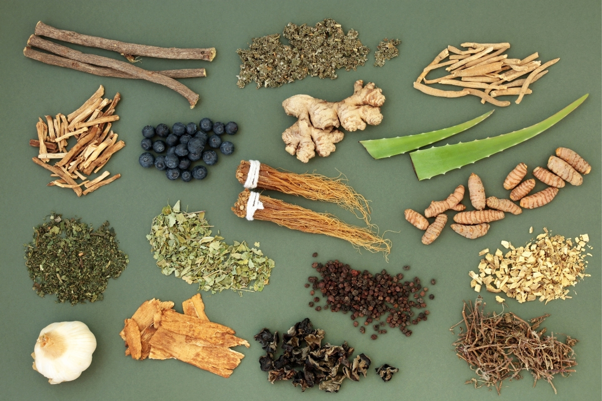 What Are Adaptogens and Do You Need One? 