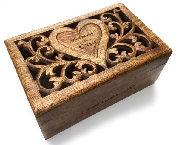 Personalised Medium Heart Mango Wood Trinket/Keepsake Box