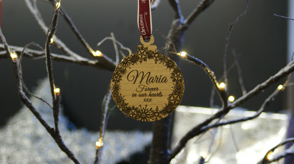Remember A Loved One Memorial Wooden Christmas Tree Decoration