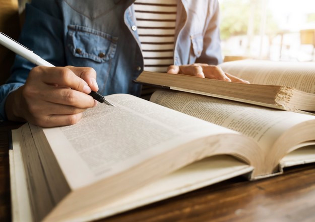 ignatius-catholic-study-bible-old-and-new-testaments-leather