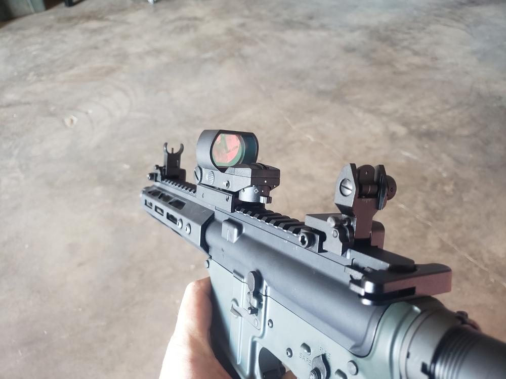 Mastering the Basics: How to Use Iron Sights on AR-15 Effectively 