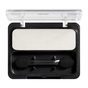 COVERGIRL Eye Enhancers Kit Shadows Snow Blossom COVERGIRL Eye Enhancers Kit Shadows Snow Blossom