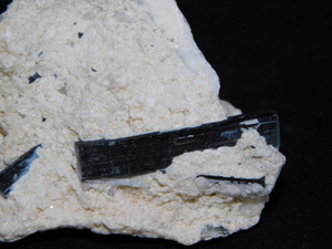 Tourmaline in Feldspar