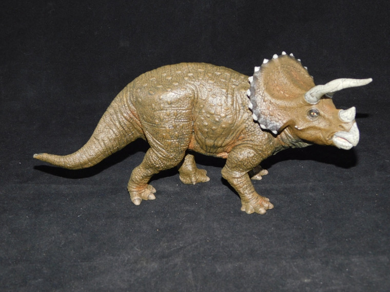 Papo Triceratops