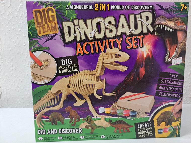  The Dig Team- Dinosaur Activity Set