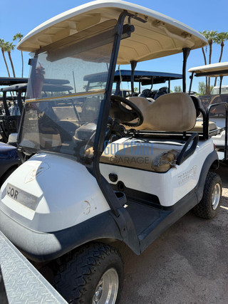 2016 4PR Lifted Club Car Precedent - White