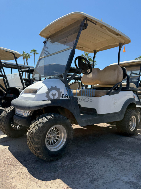 2016 4PR Lifted Club Car Precedent - White