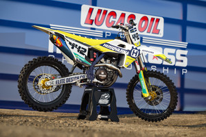 Ultra Graphics Kit for Husqvarna