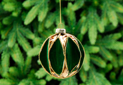 8cm gold and dark green flocked segments glass ball 
