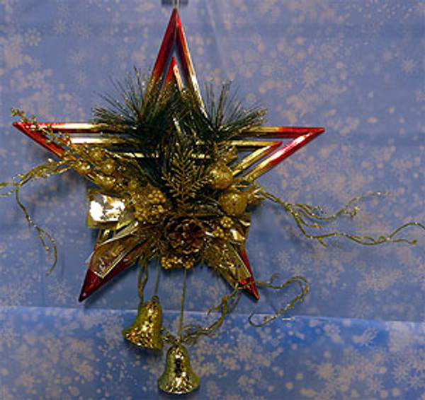 Ornate Star Ornate Star Christmas Decoration Red and gold