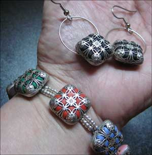 Filigree Button Bracelet and more Tutorials