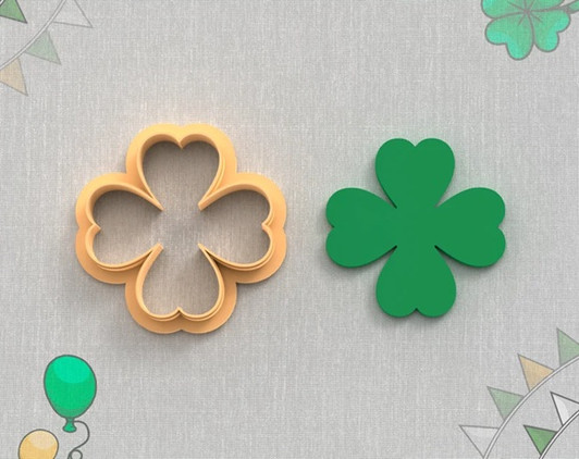 Freebie Friday - Simple 4 Leaf Clover