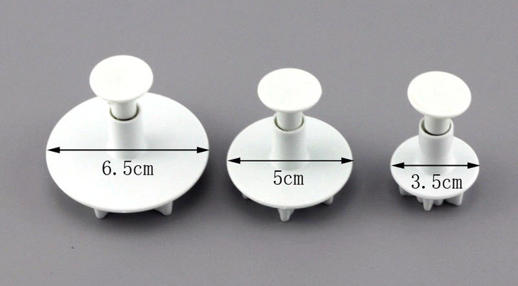 Embossing Star Flower Cutters set of 3