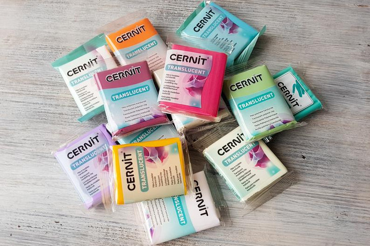 Cernit Translucent Glitter Silver