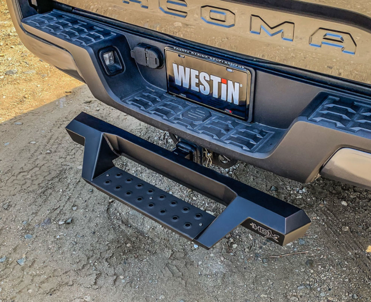 Westin GENX Oval Drop Nerf Step Bars w/ Mounting Kit, Jeep Wrangler JL Unlimited 4-Door 2018-21