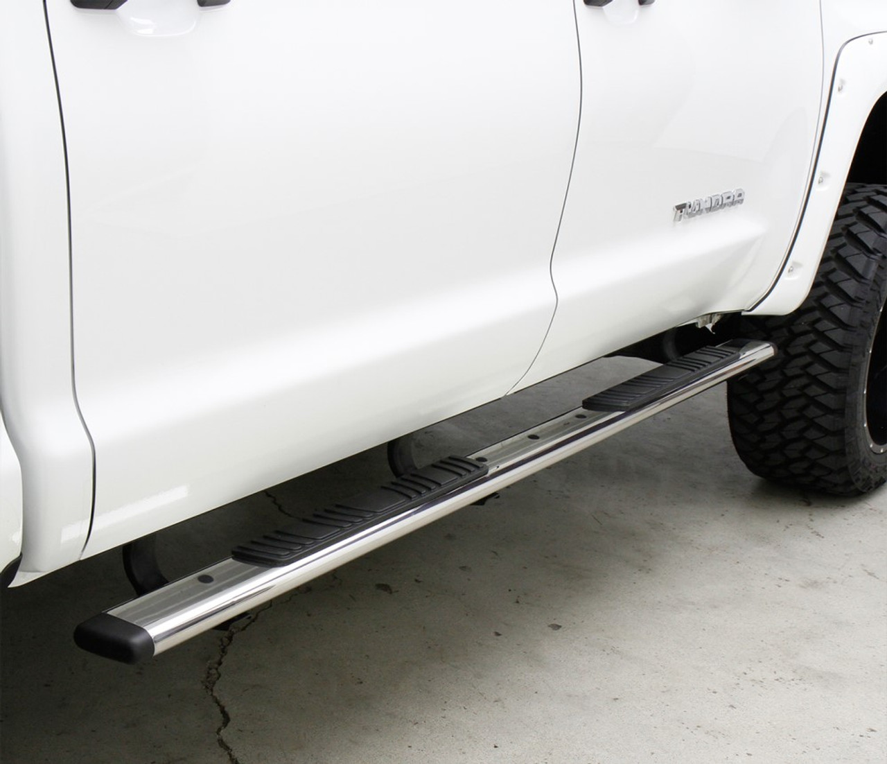 Go Rhino 685413367B Ford, Escape, 2013 - 2015, 5 inch OE Xtreme Low Profile - Complete Kit: Sidesteps + Brackets, Mild steel, Black, 650067B side bars + 6841335 OE Xtreme Brackets. 5 inch wide x 67 inch long side bars