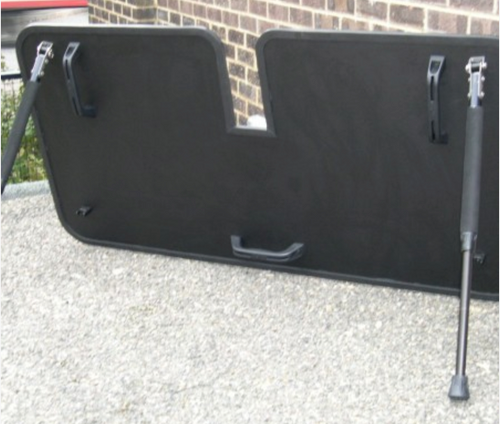 United Shield Sniper Ballistic Shield, NIJ Level III, IIIA and IV Protection, Adjustable and foldable legs, cut out for weapon deployment, for Military and Law Enforcement